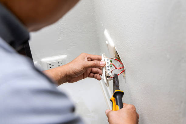  East Providence, RI Electrician Pros